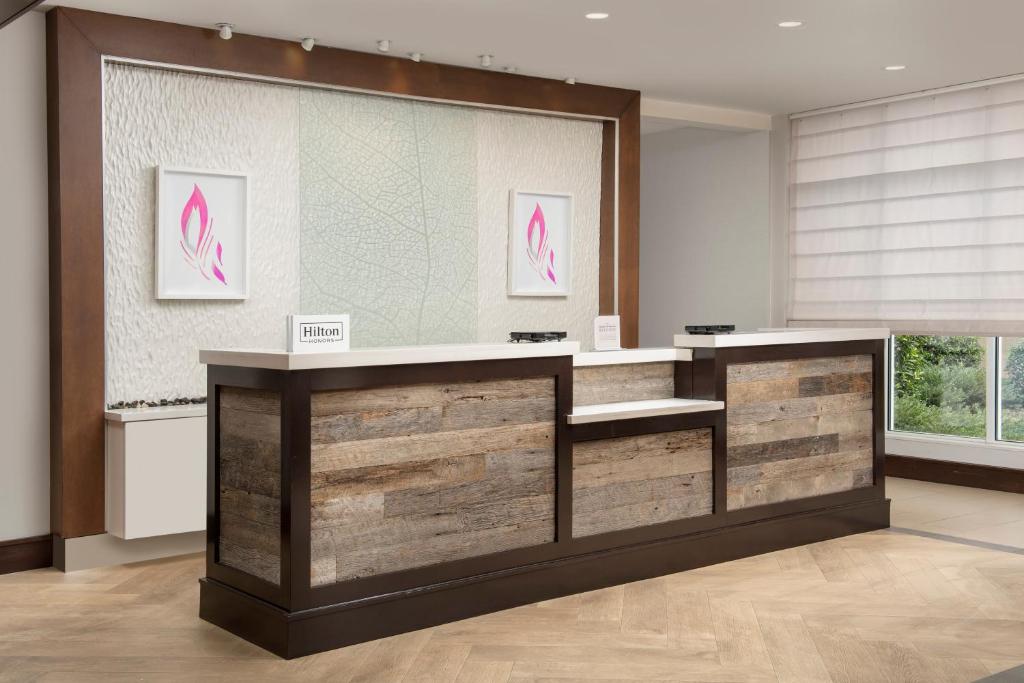 Hilton Garden Inn Charlotte Airport image 19
