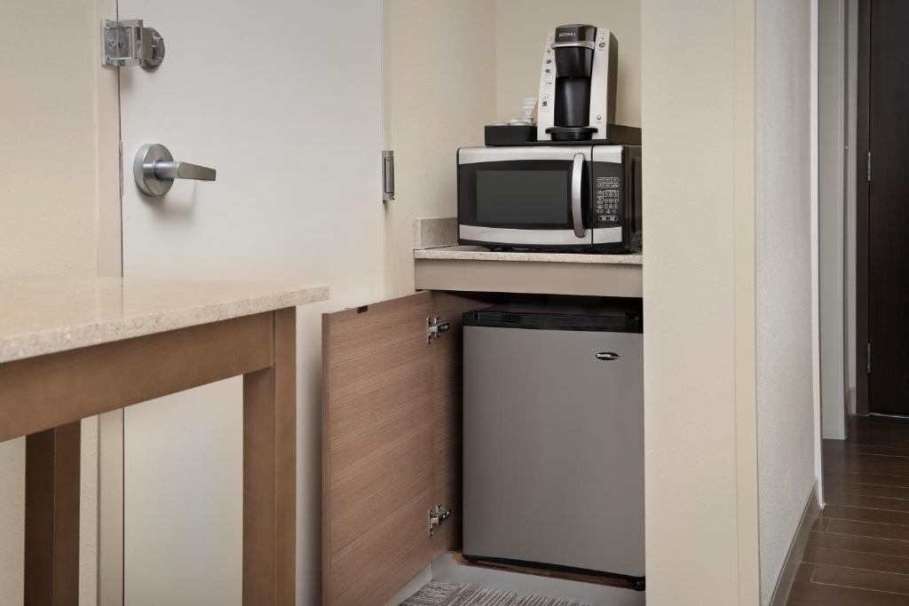 Hilton Garden Inn Charlotte Airport image 24